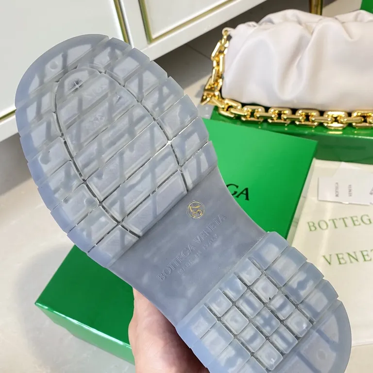 Bottega Veneta Shoe 